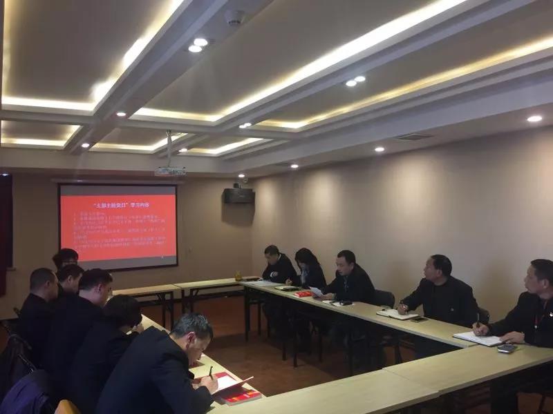 1(77)